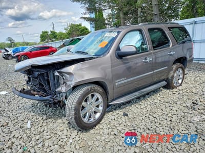 2014 GMC YUKON DENALI 1GKS2EEFXER202767 - główne zdjęcie licytacji z USA - miniatura