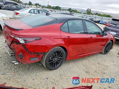 Trzecie zdjęcie samochodu z tyłu: 2022 TOYOTA CAMRY XSE VIN:4T1K61AK0NU038207 - miniatura