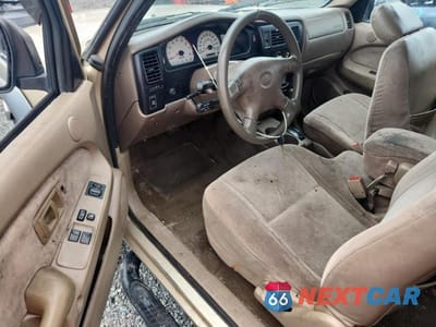 Zdjęcie 8 z 12 samochodu: 2001 TOYOTA TACOMA XTRACAB PRERUNNER VIN:5TESN92NX1Z778251 - miniatura
