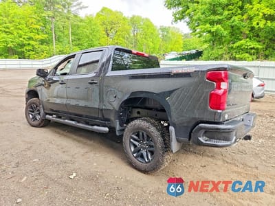 Drugie zdjęcie samochodu z przodu: 2026 CHEVROLET SILVERADO K1500 TRAIL BOSS CUSTOM VIN:3GCUKCED8TG261725 - miniatura