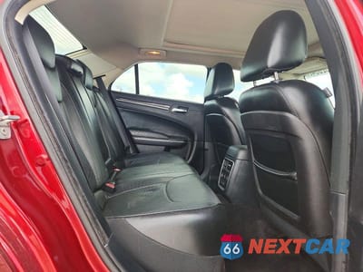 Zdjęcie 10 z 12 samochodu: 2016 CHRYSLER 300C VIN:2C3CCAEG3GH268695 - miniatura