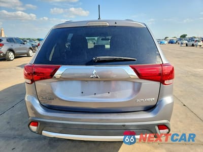 Zdjęcie 6 z 14 samochodu: 2016 MITSUBISHI OUTLANDER ES VIN:JA4AD2A37GZ062203 - miniatura