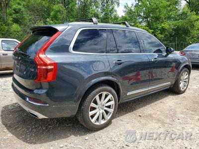 Trzecie zdjęcie samochodu z tyłu: 2016 VOLVO XC90 T6 VIN:YV4A22PL9G1025989 - miniatura