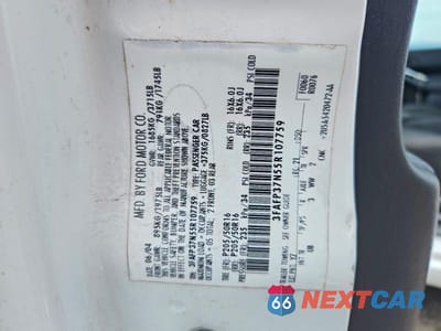Zdjęcie 12 z 12 samochodu: 2005 FORD FOCUS ZX5 VIN:3FAFP37N55R107759 - miniatura