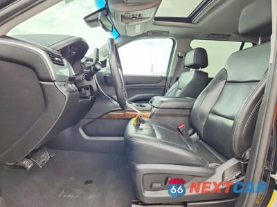 Zdjęcie 7 z 13 samochodu: 2019 CHEVROLET SUBURBAN K1500 LT VIN:1GNSKHKC6KR284006 - miniatura