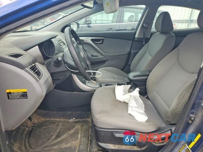 Zdjęcie 7 z 12 samochodu: 2013 HYUNDAI ELANTRA GLS VIN:KMHDH4AE9DU557298 - miniatura
