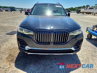 Piąte zdjęcie samochodu w środku: 2021 BMW X7 XDRIVE40I VIN:5UXCW2C07M9H31532 - miniatura