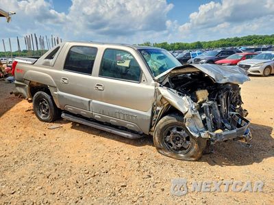 Czwarte zdjęcie samochodu z boku: 2003 CHEVROLET AVALANCHE C1500 VIN:3GNEC13T73G323297 - miniatura