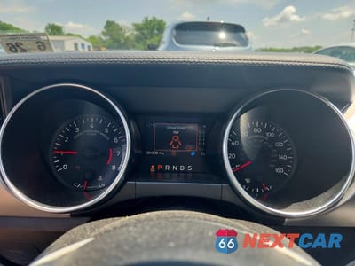 Zdjęcie 9 z 12 samochodu: 2021 FORD MUSTANG VIN:1FATP8UH4M5103895 - miniatura