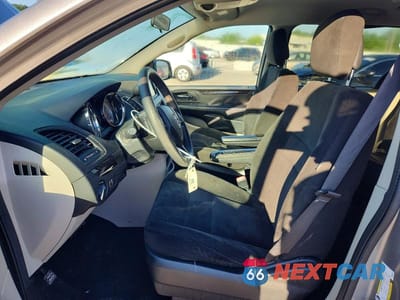 Zdjęcie 7 z 14 samochodu: 2017 DODGE GRAND CARAVAN SE VIN:2C4RDGBGXHR660837 - miniatura