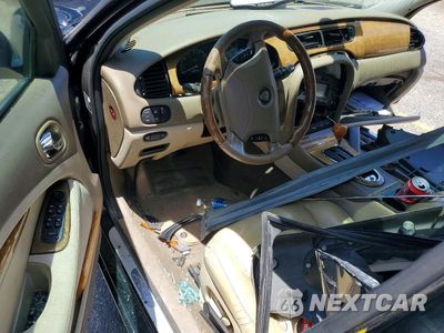 Zdjęcie 8 z 12 samochodu: 2004 JAGUAR S-TYPE 4.2 VIN:SAJEA01U84HN08374 - miniatura