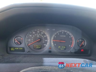 Zdjęcie 9 z 13 samochodu: 2006 VOLVO V70 VIN:YV1SW640862577418 - miniatura