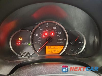 Zdjęcie 9 z 12 samochodu: 2012 TOYOTA YARIS 5-DOOR LE VIN:JTDKTUD36CD531146 - miniatura