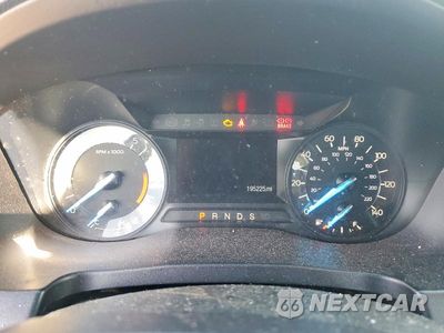 Zdjęcie 9 z 13 samochodu: 2016 FORD EXPLORER XLT VIN:1FM5K8D89GGA97890 - miniatura