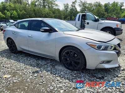 Czwarte zdjęcie samochodu z boku: 2017 NISSAN MAXIMA 3.5 SL VIN:1N4AA6AP3HC437457 - miniatura