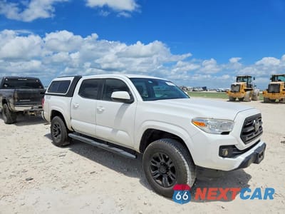 Czwarte zdjęcie samochodu z boku: 2019 TOYOTA TACOMA SR VIN:5TFAX5GN1KX135125 - miniatura