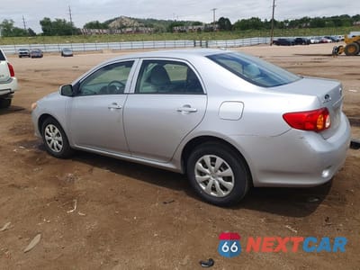 Drugie zdjęcie samochodu z przodu: 2010 TOYOTA COROLLA LE VIN:2T1BU4EE0AC196439 - miniatura