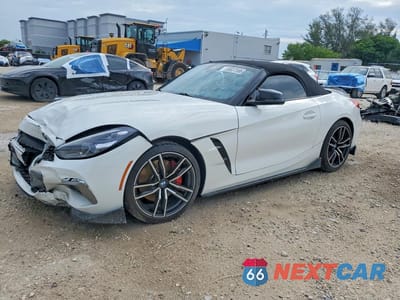 2021 BMW Z4 M40I WBAHF9C08MWX37304 - główne zdjęcie licytacji z USA - miniatura