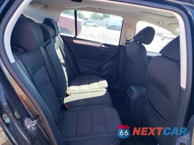 Zdjęcie 10 z 12 samochodu: 2013 VOLKSWAGEN GOLF VIN:WVWDM7AJXDW121773 - miniatura