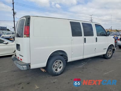Trzecie zdjęcie samochodu z tyłu: 2001 CHEVROLET EXPRESS DELIVERY VAN VIN:1GCFG25W811164672 - miniatura