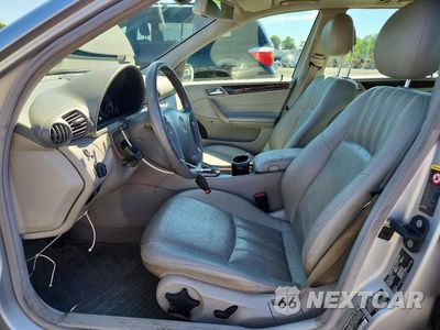 Zdjęcie 7 z 12 samochodu: 2005 MERCEDES-BENZ C 240 SPORTWAGON 4MATIC VIN:WDBRH81J35F654385 - miniatura