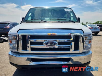 Piąte zdjęcie samochodu w środku: 2014 FORD ECONOLINE E350 SUPER DUTY WAGON VIN:1FBNE3BL8EDB00190 - miniatura