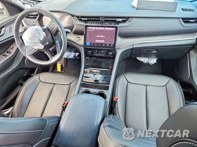 Zdjęcie 8 z 14 samochodu: 2025 JEEP GRAND CHEROKEE 4XE VIN:1C4RJYB64S8690635 - miniatura