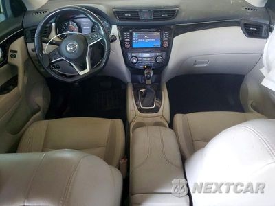 Zdjęcie 8 z 13 samochodu: 2018 NISSAN ROGUE SPORT SL VIN:JN1BJ1CP1JW102249 - miniatura