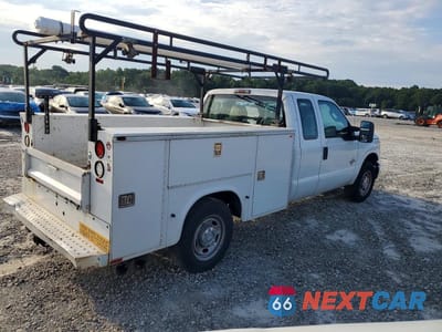 Trzecie zdjęcie samochodu z tyłu: 2011 FORD F250 SUPER DUTY VIN:1FT7X2AT2BEB64600 - miniatura