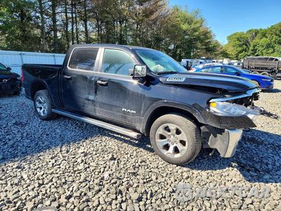 Czwarte zdjęcie samochodu z boku: 2025 RAM 1500 BIG HORN VIN:1C6SRFFP6SN625649 - miniatura