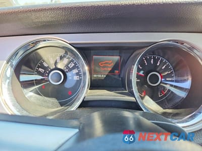 Zdjęcie 9 z 12 samochodu: 2014 FORD MUSTANG VIN:1ZVBP8EM1E5329778 - miniatura