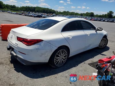 Trzecie zdjęcie samochodu z tyłu: 2020 MERCEDES-BENZ CLA 250 4MATIC VIN:WDD5J4HB4LN079038 - miniatura