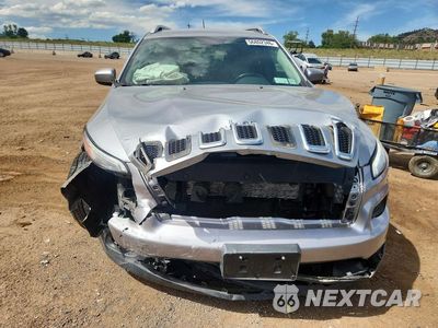 Piąte zdjęcie samochodu w środku: 2014 JEEP CHEROKEE LATITUDE VIN:1C4PJMCS7EW146125 - miniatura