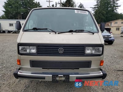 Piąte zdjęcie samochodu w środku: 1988 VOLKSWAGEN VANAGON BUS VIN:WV2YB0253JH007440 - miniatura