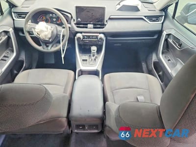 Zdjęcie 8 z 13 samochodu: 2025 TOYOTA RAV4 LE VIN:2T3K1RFV9SC332077 - miniatura