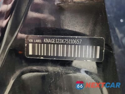 Zdjęcie 12 z 12 samochodu: 2007 KIA OPTIMA LX VIN:KNAGE123X75110657 - miniatura