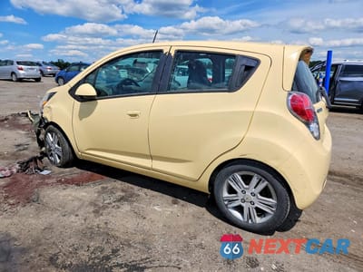 Drugie zdjęcie samochodu z przodu: 2015 CHEVROLET SPARK 1LT VIN:KL8CD6S94FC712057 - miniatura