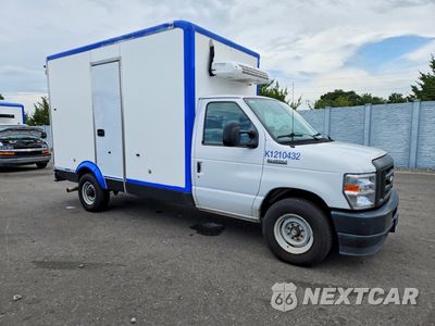 Czwarte zdjęcie samochodu z boku: 2023 FORD E350 REFRIGERATED BOX TRUCK VIN:1FDWE3FKXPDD14744 - miniatura