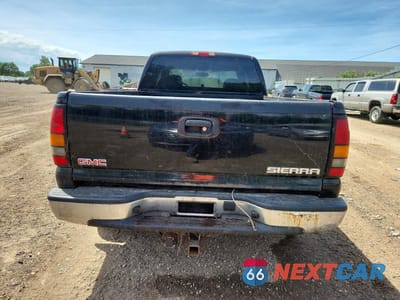 Zdjęcie 6 z 12 samochodu: 2004 GMC NEW SIERRA K1500 VIN:2GTEK19T741388597 - miniatura