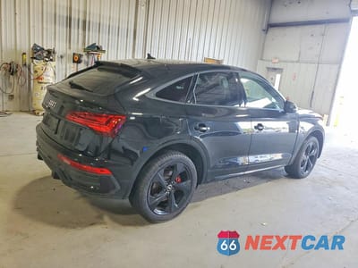 Trzecie zdjęcie samochodu z tyłu: 2021 AUDI Q5 SPORTBACK PREMIUM PLUS VIN:WA15AAFY5M2115106 - miniatura