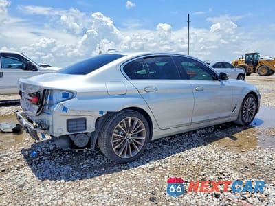 Trzecie zdjęcie samochodu z tyłu: 2021 BMW 530 I VIN:WBA53BH03MWW94311 - miniatura