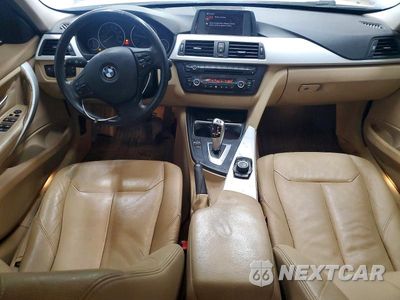 Zdjęcie 8 z 12 samochodu: 2013 BMW 328 I VIN:WBA3A5C58DJ462477 - miniatura