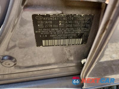 Zdjęcie 12 z 12 samochodu: 2006 HYUNDAI AZERA SE VIN:KMHFC46FX6A085934 - miniatura