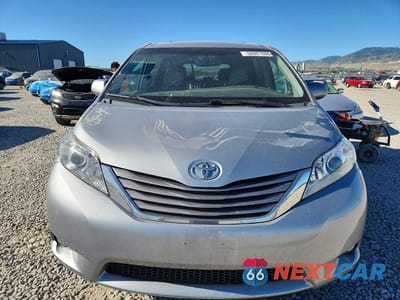 Piąte zdjęcie samochodu w środku: 2015 TOYOTA SIENNA XLE 7-PASSENGER VIN:5TDDK3DC9FS117180 - miniatura