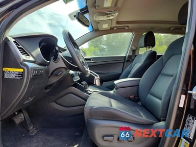 Zdjęcie 7 z 15 samochodu: 2018 HYUNDAI TUCSON VALUE VIN:KM8J3CA2XJU794296 - miniatura