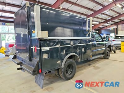 Trzecie zdjęcie samochodu z tyłu: 2012 FORD F350 SUPER DUTY VIN:1FD8X3HT6CEC77088 - miniatura