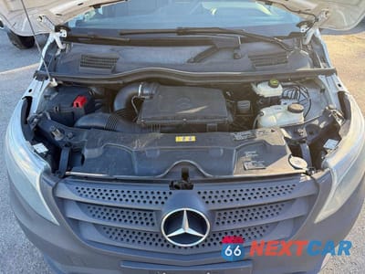 Zdjęcie 7 z 10 samochodu: 2016 MERCEDES-BENZ METRIS VIN:WD3PG2EA8G3107646 - miniatura