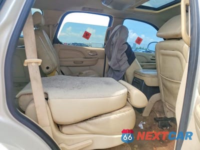 Zdjęcie 11 z 13 samochodu: 2008 CADILLAC ESCALADE LUXURY VIN:1GYFK63868R101411 - miniatura