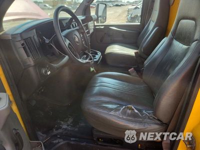 Zdjęcie 7 z 13 samochodu: 2015 GMC SAVANA CUTAWAY G3500 VIN:1GD374CG2F1168312 - miniatura