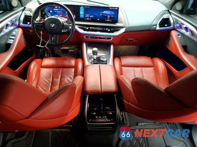 Zdjęcie 8 z 13 samochodu: 2023 BMW XM VIN:5YM23CS0XP9S15459 - miniatura